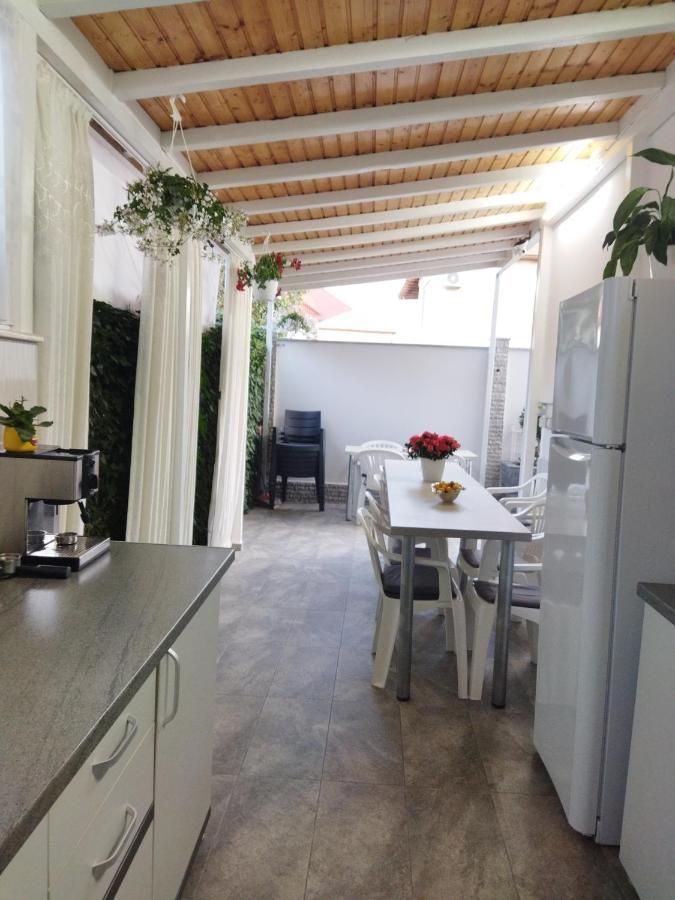 Vila Marius Două Mai Exterior foto